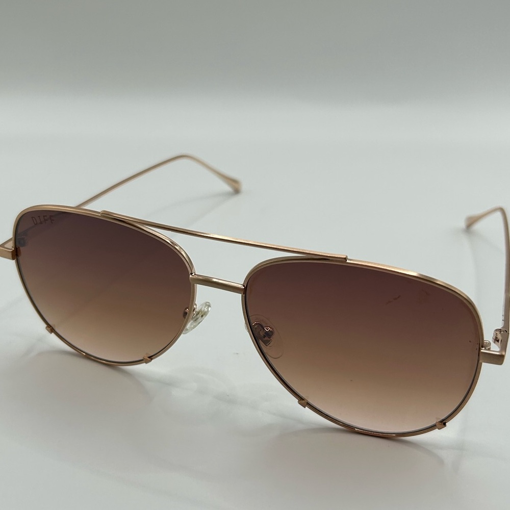 Diff Eyewear Rose Gold Aviator Sunglasses